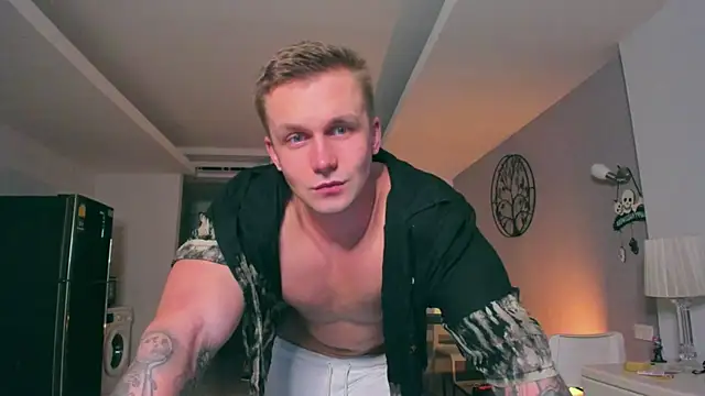 Samuel Andrew online show from November 22, 2025, 3:16 am