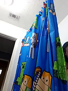 stellaquinn1775 online show from January 13, 2025, 4:41 pm