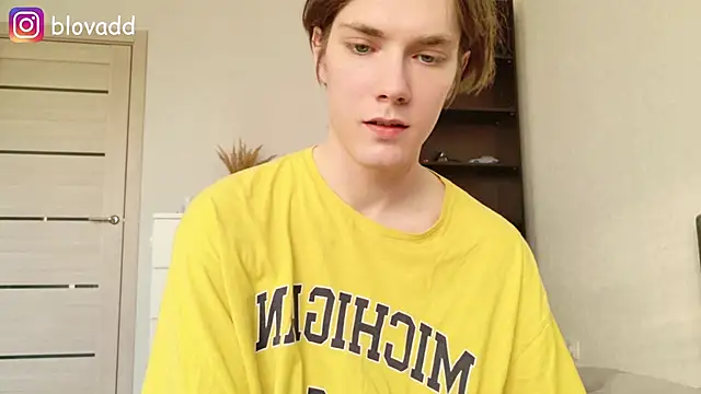 callmenineoneseven online show from June 29, 2026, 4:39 pm