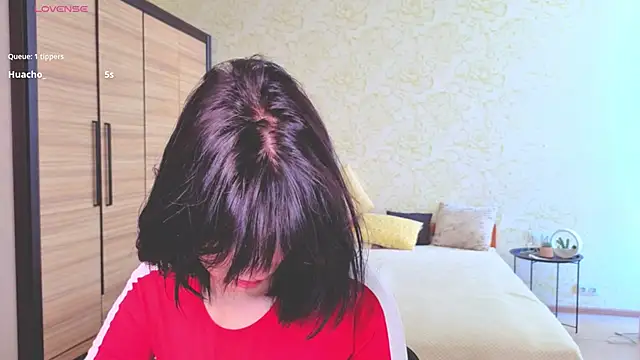 JulisSweet online show from September 14, 2025, 6:58 am