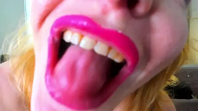 SquirtyAlisa online show from September 8, 2025, 9:58 pm