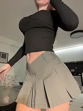 Snapshot of Vladamais chatting on March 19, 2026, 6:30 pm Vladamais online show from March 19, 2026, 6:30 pm