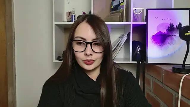Snapshot of lalawhitte chatting on June 17, 2026, 1:49 am lalawhitte online show from June 17, 2026, 1:49 am