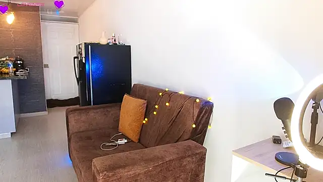 Dahian doll2 online show from January 28, 2025, 2:42 pm