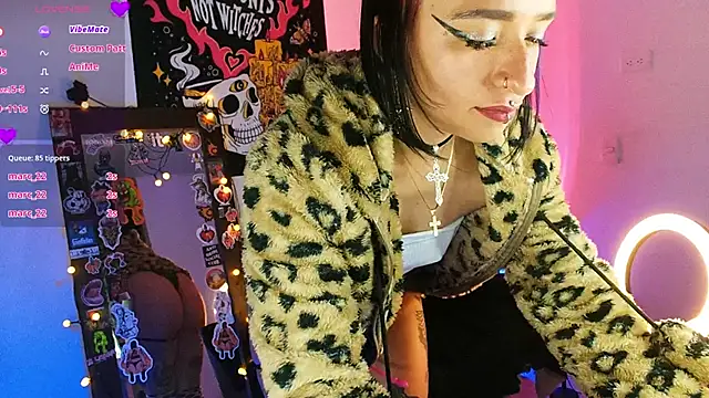 Dahian doll2 online show from February 14, 2025, 7:38 am