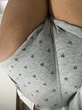 Snapshot of jahn2146 chatting on October 15, 2025, 12:02 pm jahn2146 online show from October 15, 2025, 12:02 pm