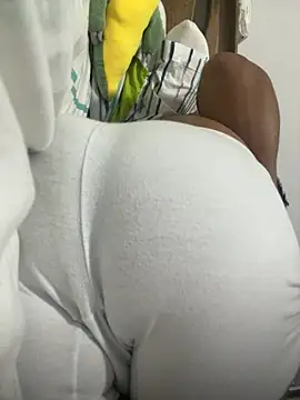 Snapshot of jahn2146 chatting on October 17, 2025, 11:45 am jahn2146 online show from October 17, 2025, 11:45 am