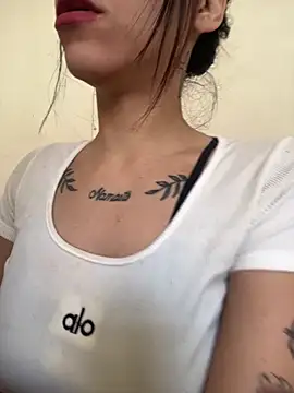 melisabunnny online show from February 14, 2026, 6:19 pm