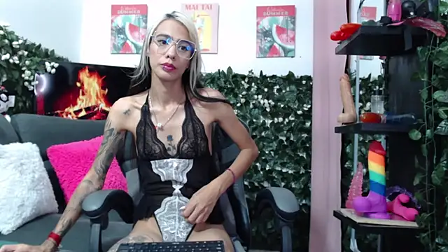 natasha squirt28 online show from September 12, 2025, 1:28 am