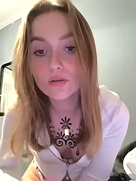 Snapshot of Goldloeckchen159 chatting on February 14, 2026, 5:13 pm Goldloeckchen159 online show from February 14, 2026, 5:13 pm