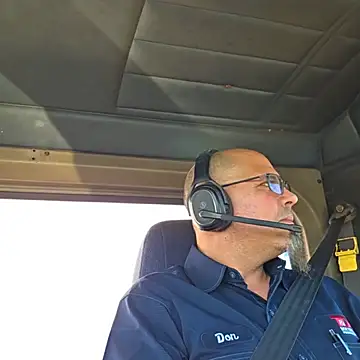 KrazyLegz online show from October 23, 2025, 2:38 pm