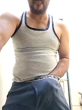 johny 69dxh online show from December 16, 2025, 8:18 am