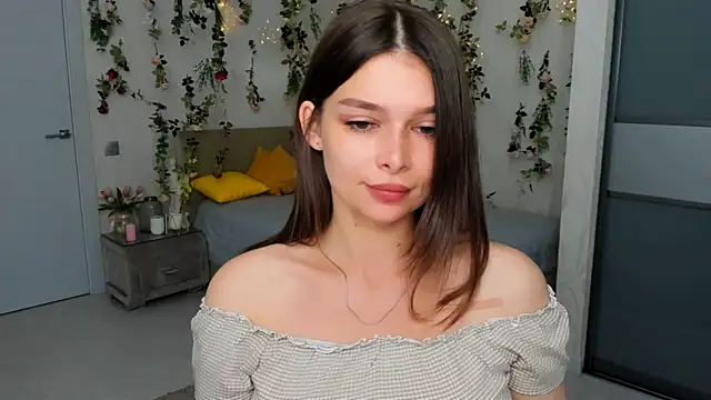 ContinentOfTranquility online show from September 20, 2025, 5:12 am