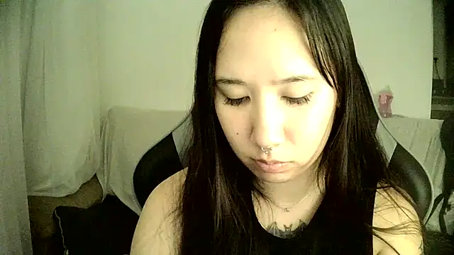 Japabaixinha online show from March 22, 2025, 1:22 am