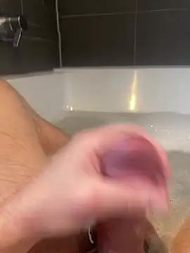 LivingLegend1978 online show from February 16, 2025, 9:59 am