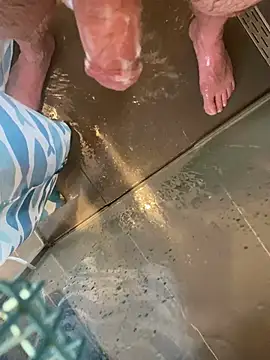 LivingLegend1978 online show from February 9, 2025, 10:20 am