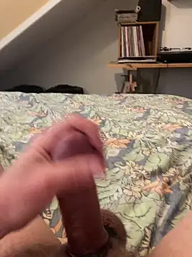 LivingLegend1978 online show from February 26, 2025, 9:01 am