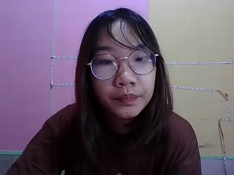 Nanoko online show from March 8, 2025, 3:24 pm
