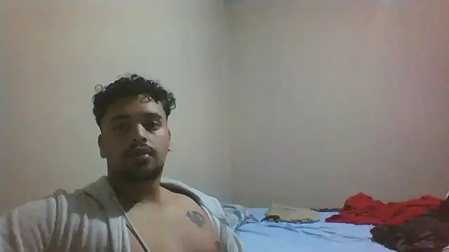 Xcumshot33 online show from September 18, 2025, 3:31 am