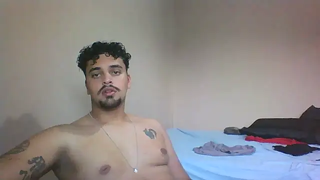 Xcumshot33 online show from October 3, 2025, 8:21 pm