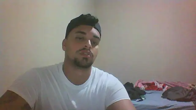 Xcumshot33 online show from November 13, 2025, 3:21 am