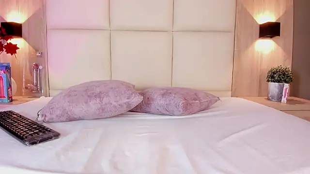 Snapshot of bella1207 chatting on March 16, 2026, 7:16 pm bella1207 online show from March 16, 2026, 7:16 pm