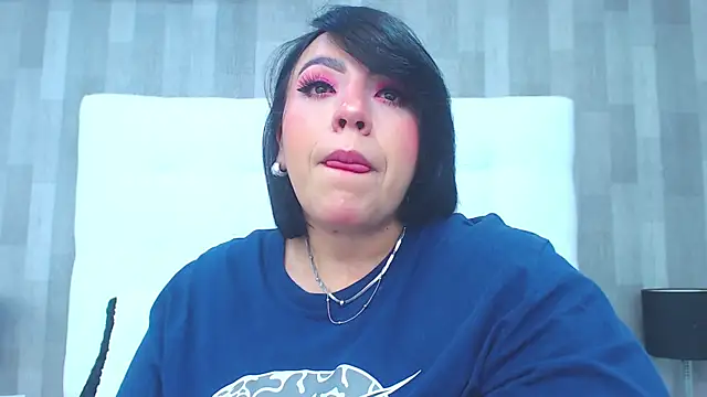 LeahMillerr online show from March 12, 2025, 12:36 pm