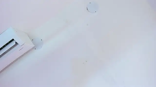 LoveQueen2 online show from February 5, 2026, 12:01 pm