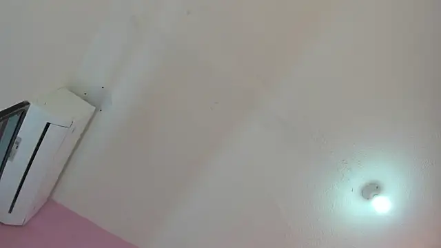 LoveQueen2 online show from February 12, 2026, 11:21 am