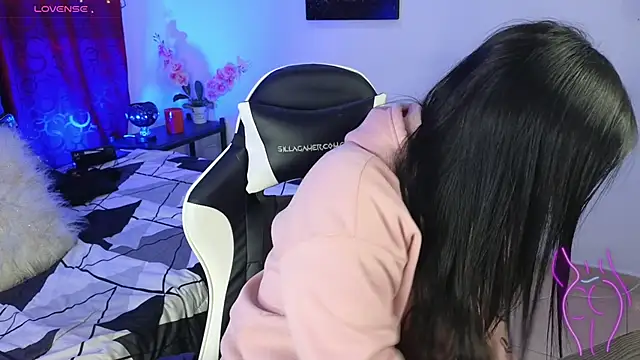 Majuu   online show from November 29, 2025, 12:38 pm