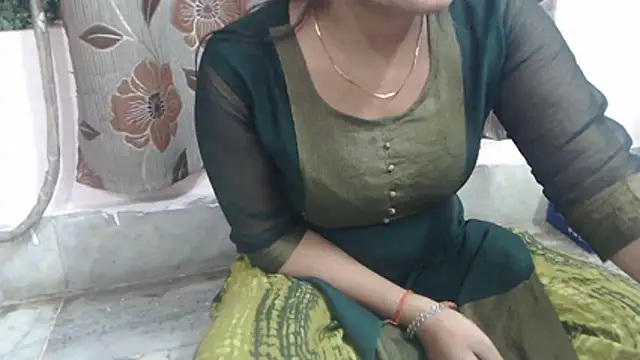 wildbabes online show from May 20, 2026, 5:54 pm