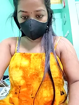 Monalisa Singh online show from November 15, 2025, 5:39 pm