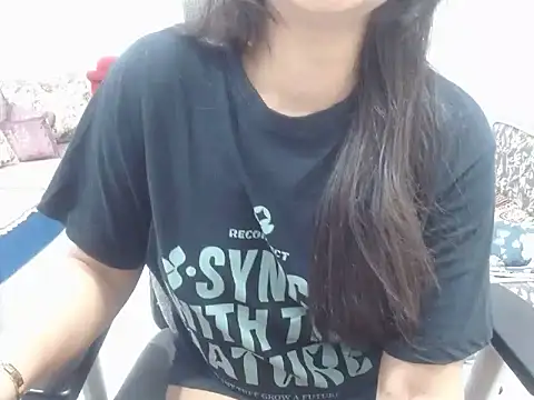 Snapshot of InayatSingh chatting on July 11, 2026, 10:15 am InayatSingh online show from July 11, 2026, 10:15 am