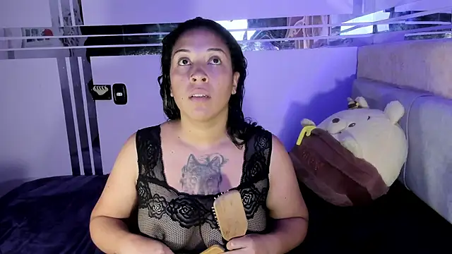 celesttemoon online show from May 5, 2026, 7:28 pm