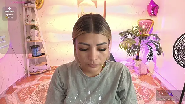 SALOOMEE   online show from October 2, 2025, 11:13 am