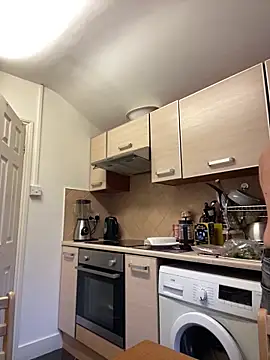 Yourhotboy 42 online show from February 20, 2026, 4:42 pm