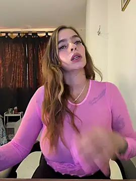 Alessandra Schmoll online show from June 4, 2026, 7:40 pm