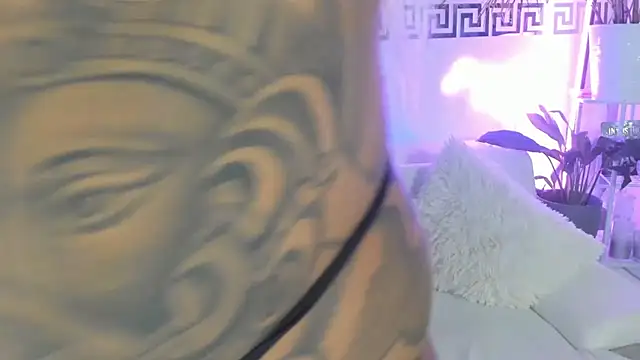 CocoSkyy online show from January 8, 2025, 3:28 pm