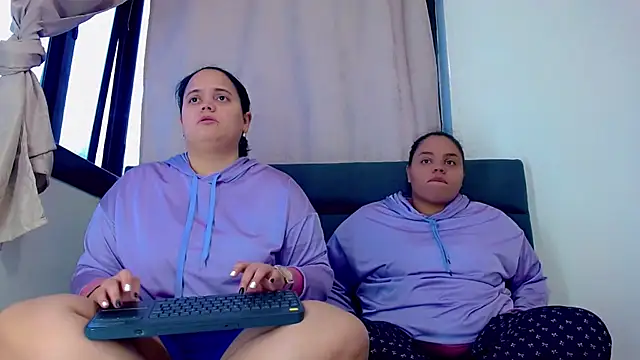 brunnette hot online show from November 30, 2025, 11:00 am