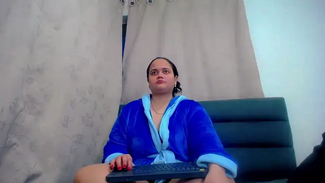 brunnette hot online show from March 11, 2026, 10:53 am