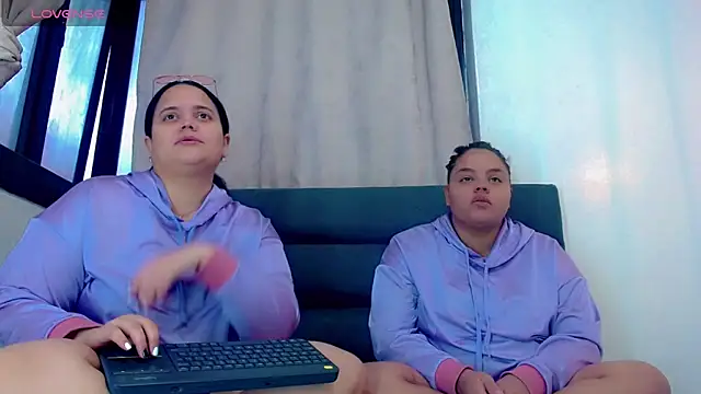 brunnette hot online show from December 3, 2025, 10:58 am