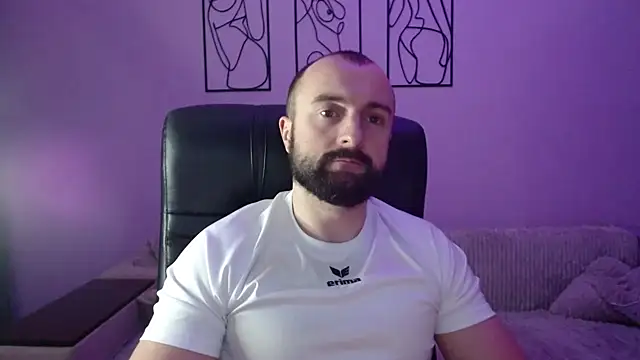 brindlefly6969 online show from January 9, 2026, 2:13 pm