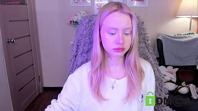 MalenaErnman online show from January 20, 2025, 10:29 am