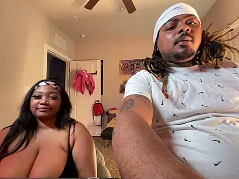 4EVAGLACIERS online show from November 20, 2025, 4:35 am