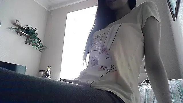 ElizaSwon online show from July 8, 2026, 3:02 pm