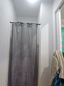 Iliketocooksquirt25 online show from September 29, 2025, 2:40 am