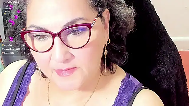 cataleya mom online show from November 23, 2025, 3:27 am