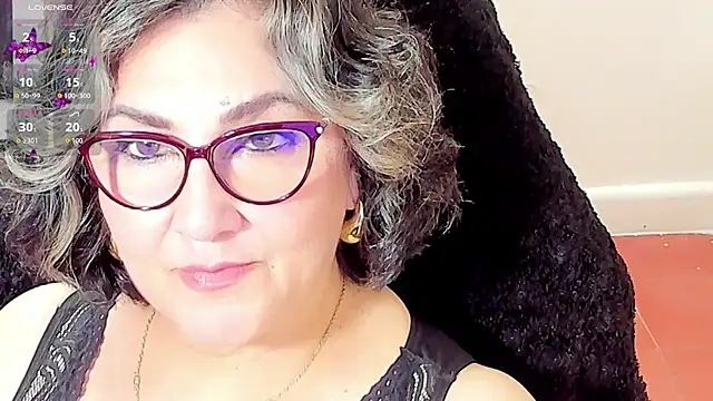 cataleya mom online show from November 16, 2025, 5:34 am