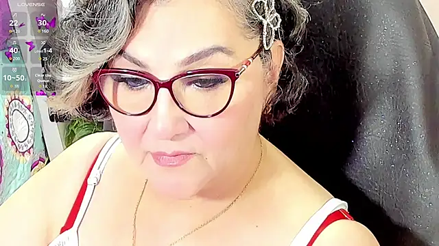 cataleya mom online show from February 25, 2026, 2:56 am