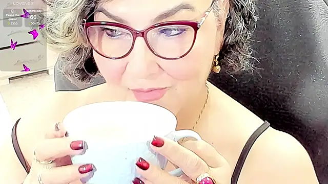 cataleya mom online show from April 28, 2026, 2:27 am